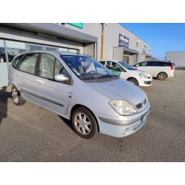 RENAULT SCÉNIC 1.9 DCI