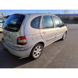 RENAULT SCÉNIC 1.9 DCI