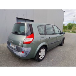 RENAULT GRAND SCÉNIC